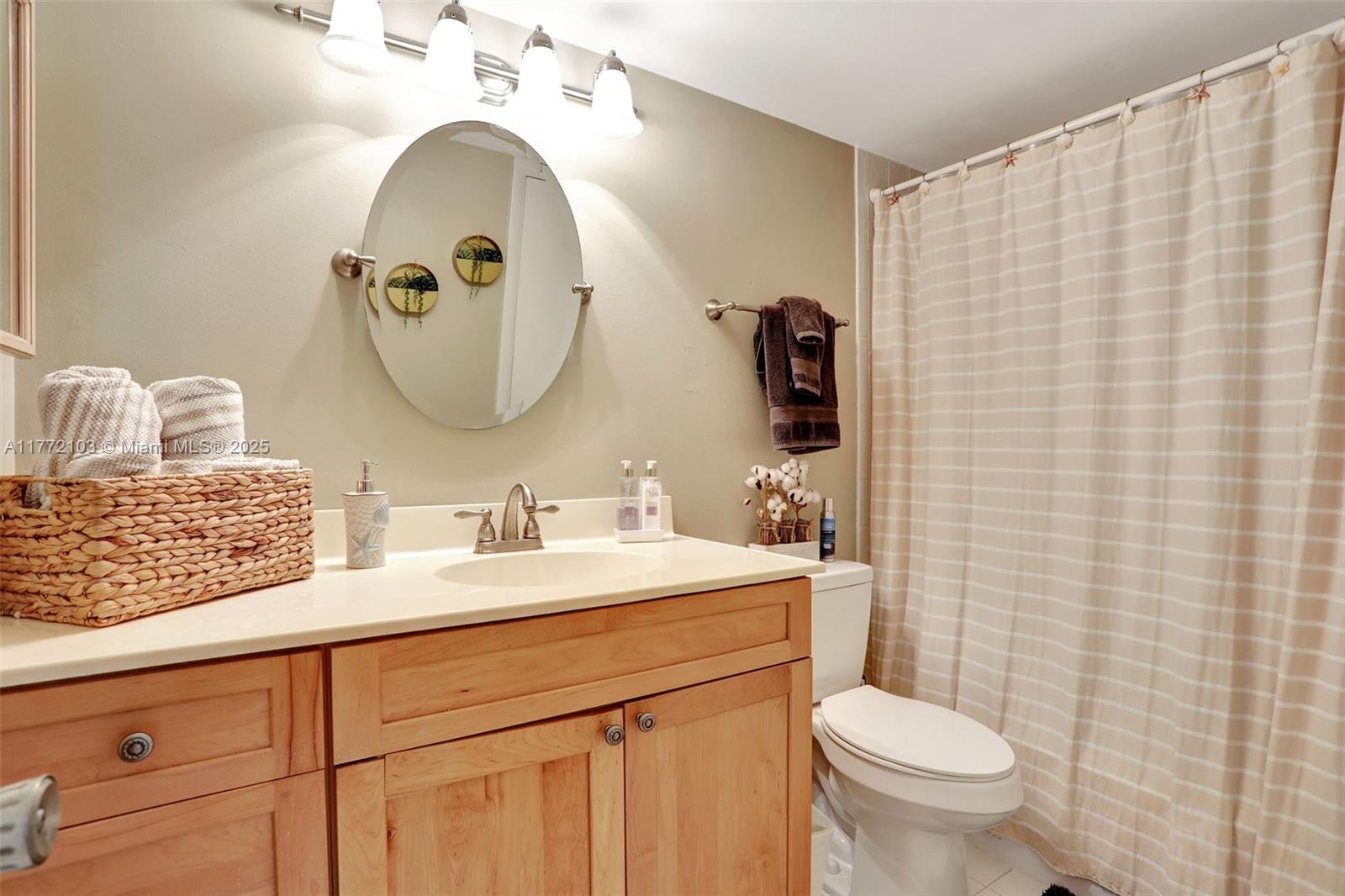 HILLSBORO LE BARON CONDO - Residential