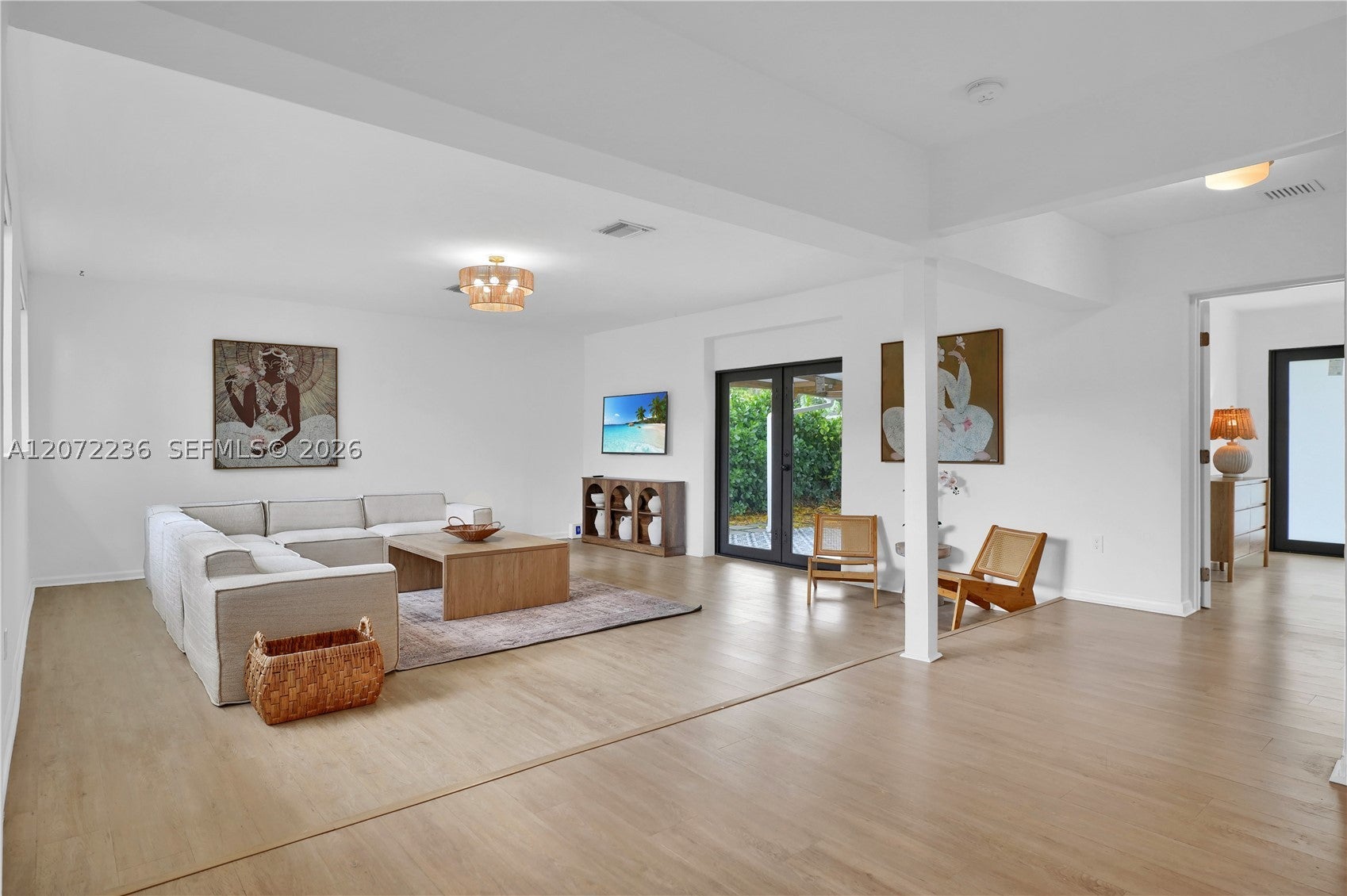125 NE 150th St