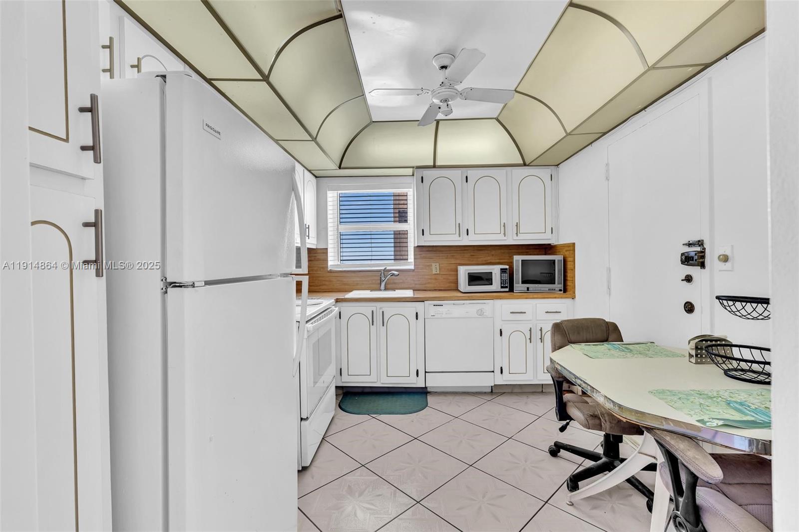 PRINCE GEORGE ARMS CONDO - Residential