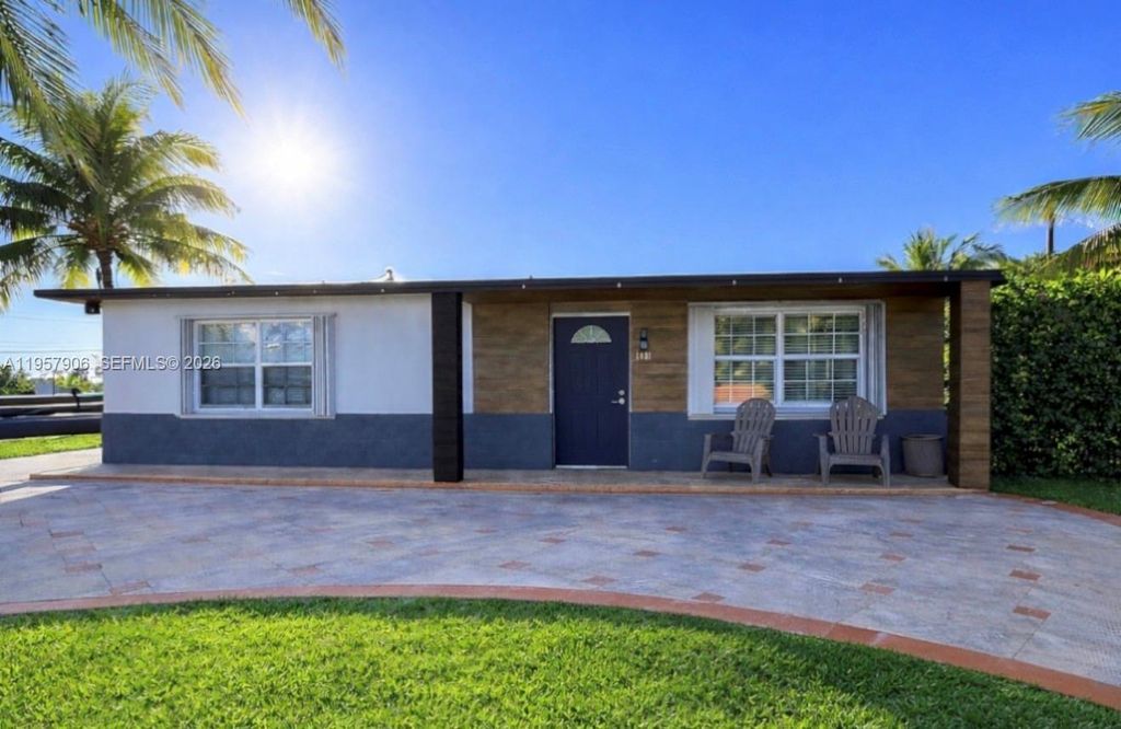 Photo of 2671 NW 87th Ln, Sunrise, FL 33322 (MLS # A11957906)