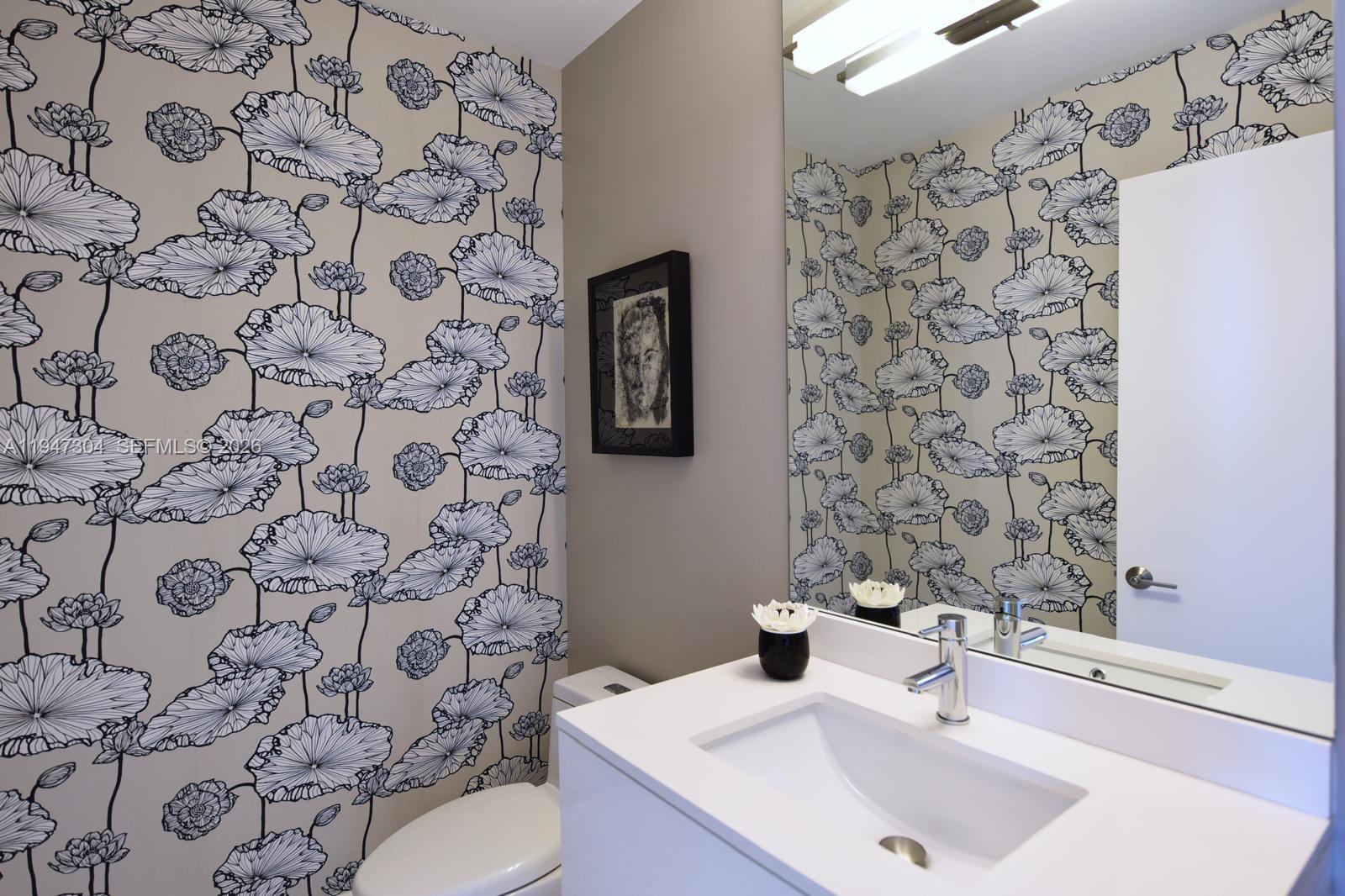 2020 N Bayshore Dr 1007