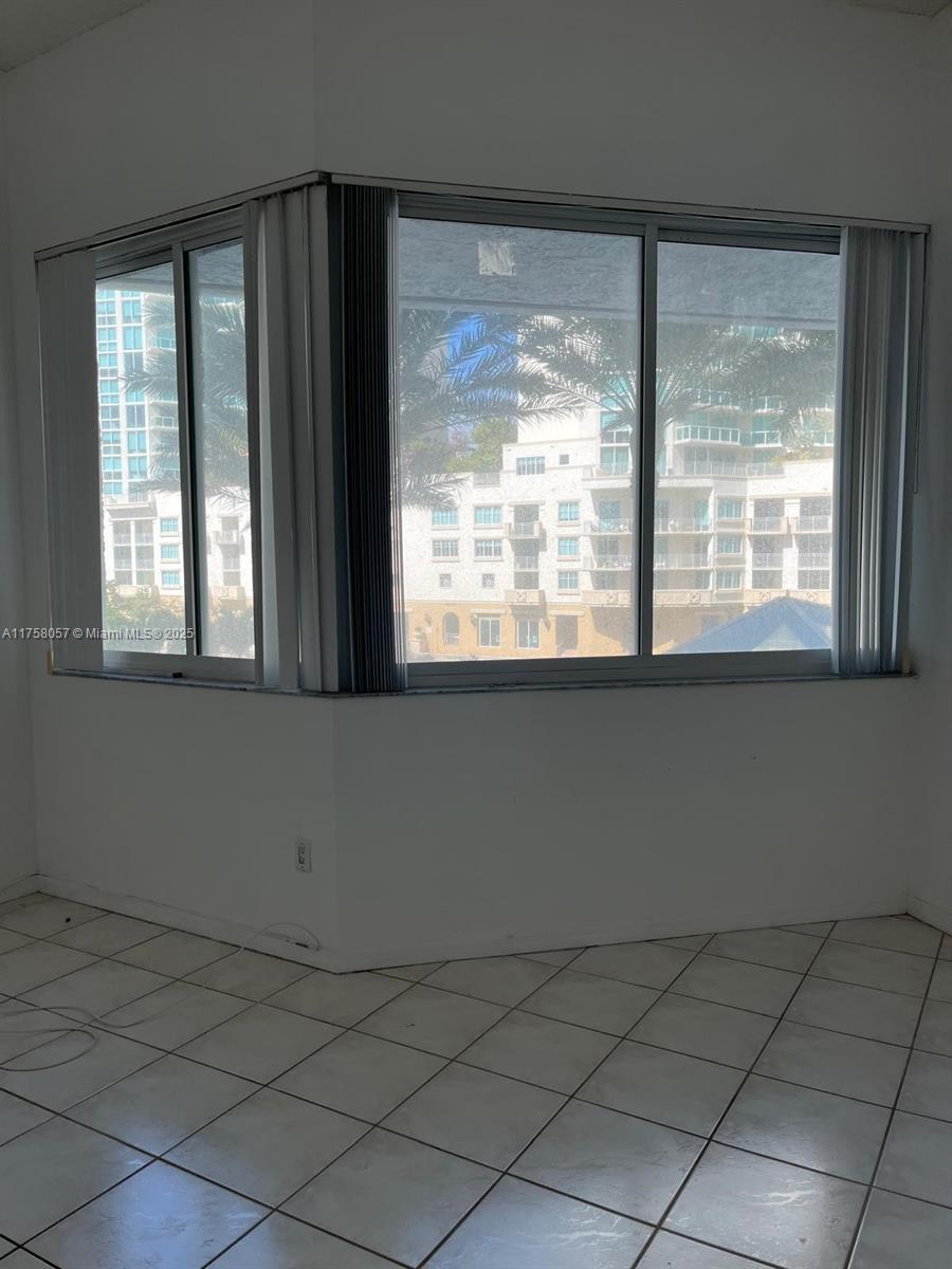 OCEANIA IV CONDO - Residential