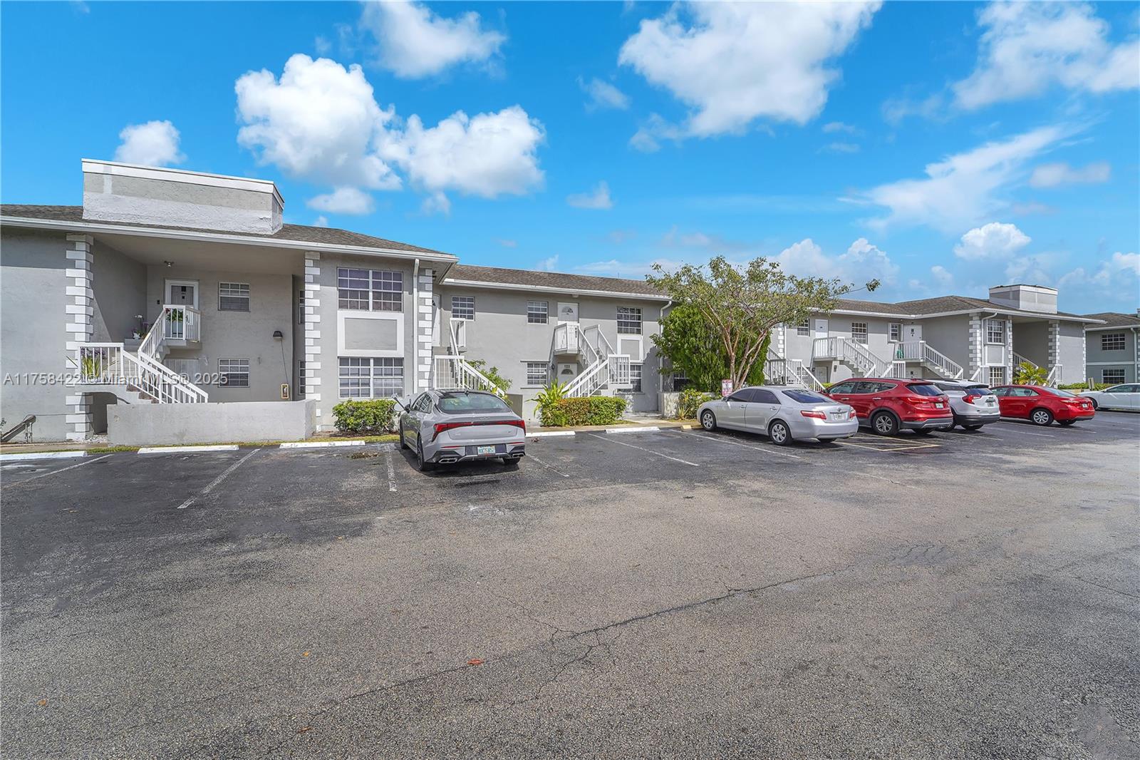 MONTEREY VILLAGE-TWO COND - Residential