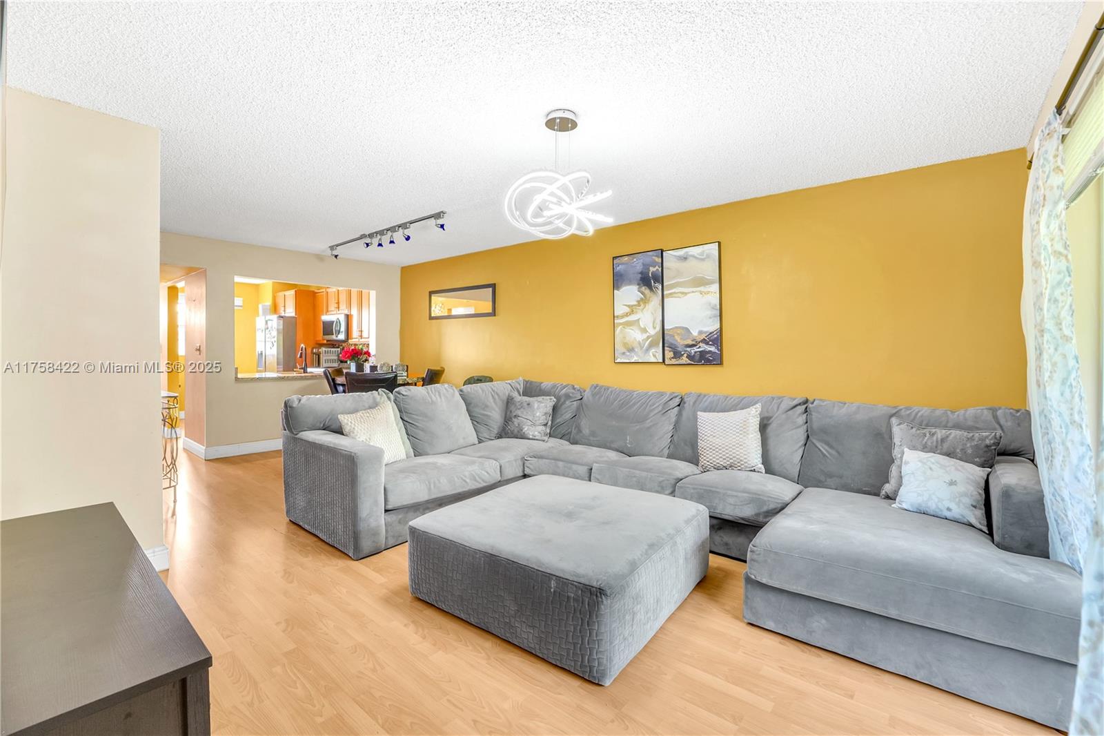 MONTEREY VILLAGE-TWO COND - Residential