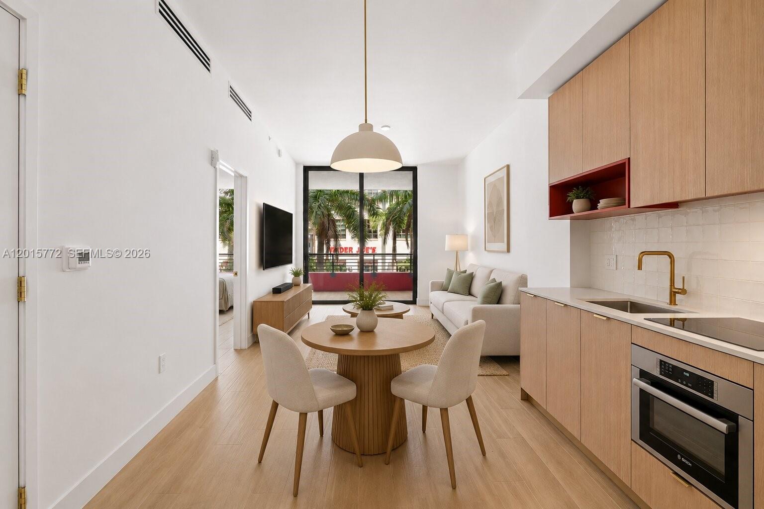 90 NE 32nd St 211