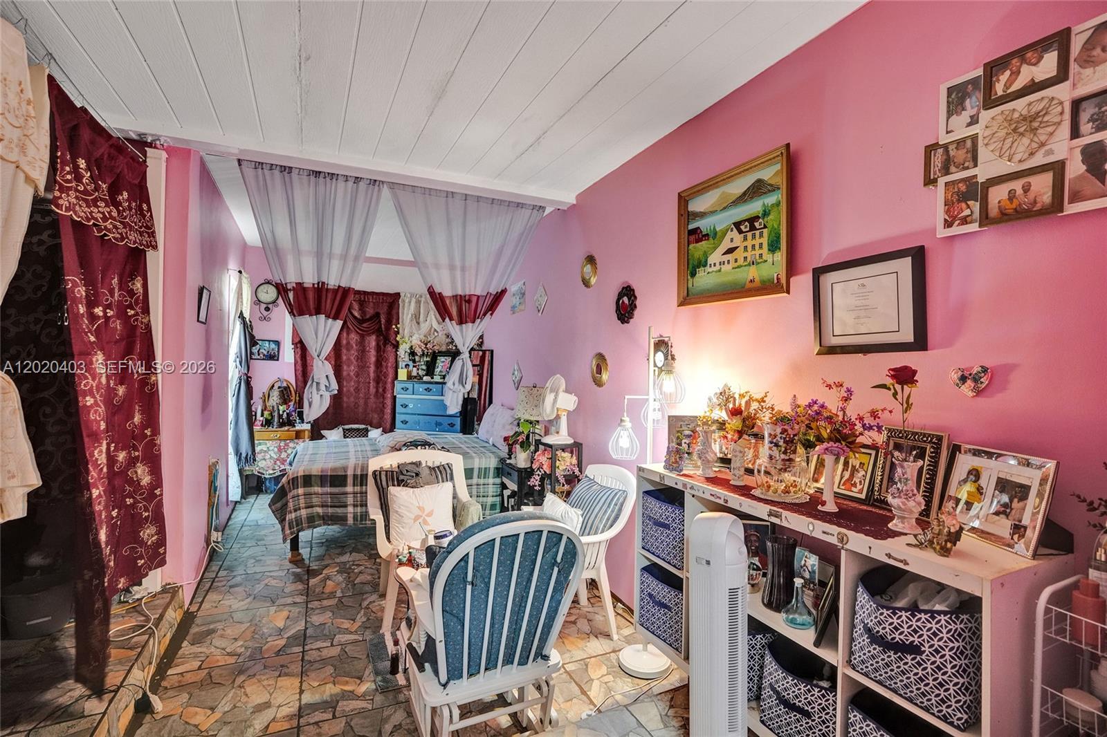 MAINLANDS OF TAMARAC LAKE - Residential