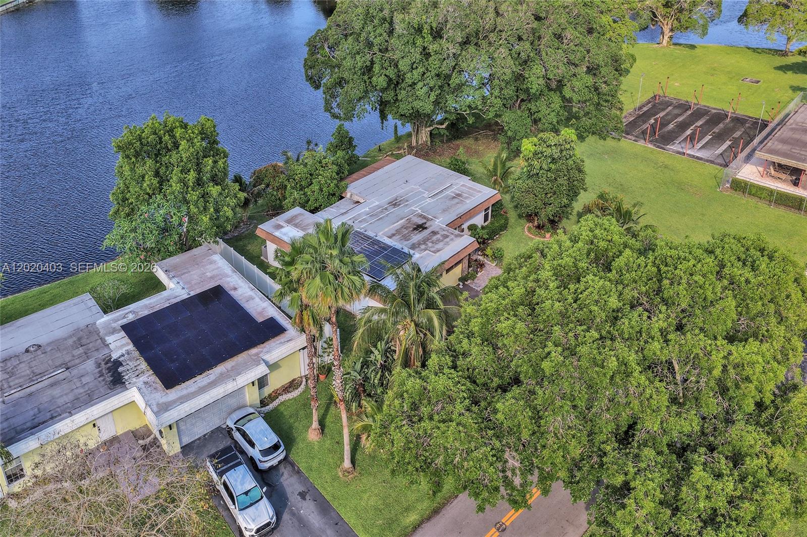 MAINLANDS OF TAMARAC LAKE - Residential