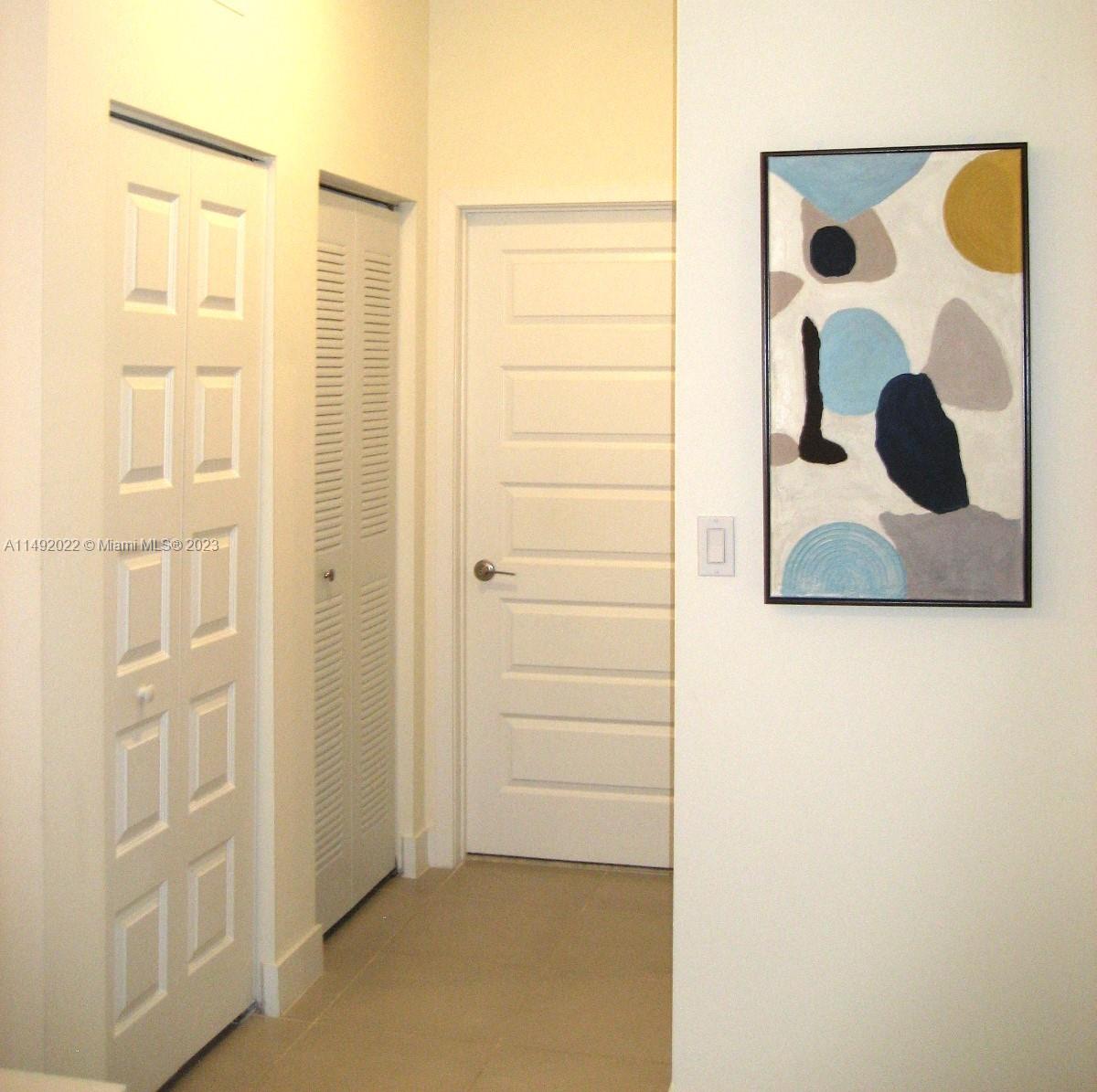 APEX AT PARK CENTRAL COND - Residential Lease