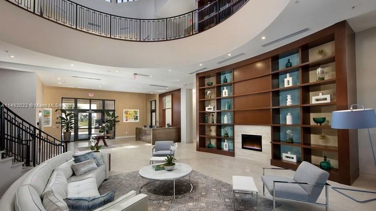 APEX AT PARK CENTRAL COND - Residential Lease