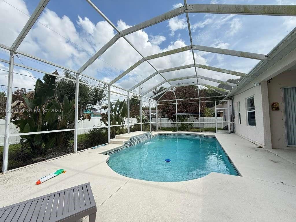 Photo of 2033 SW Beekman St #2033, Port St Lucie, FL 34953 (MLS # A12007891)