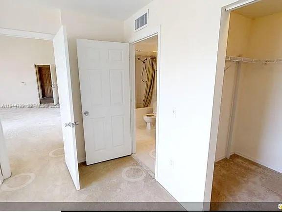 EMERALD ISLE LAGUNA LAKES - Residential