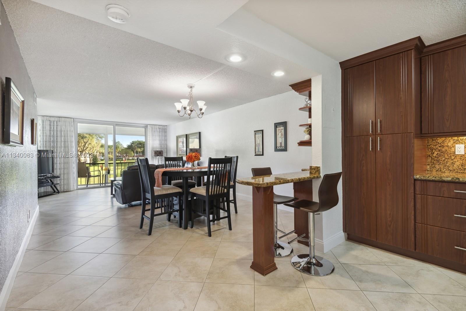 HOLLYBROOK GOLF AND - Residential