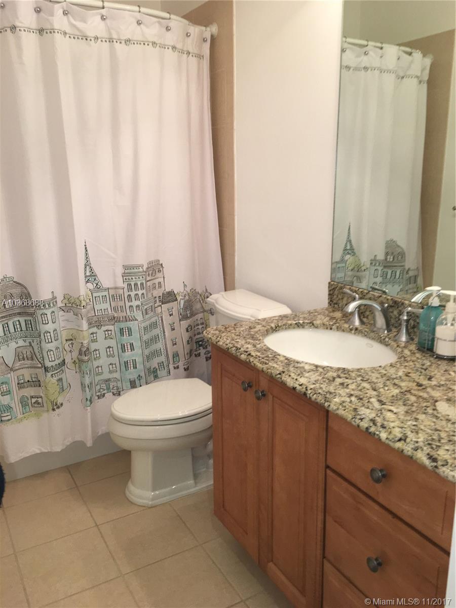 oaks at hidden harbour - Residential Lease