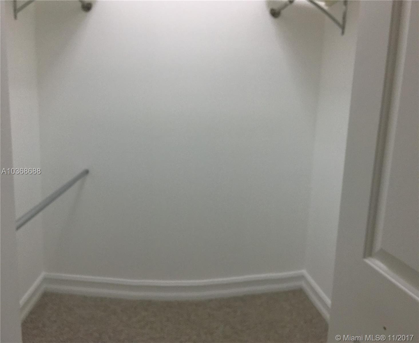 oaks at hidden harbour - Residential Lease