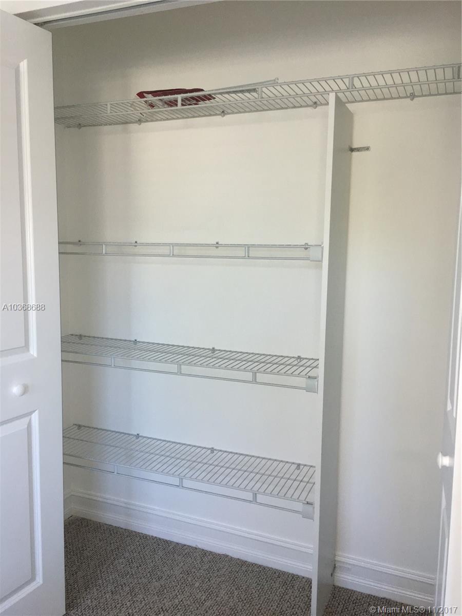 oaks at hidden harbour - Residential Lease