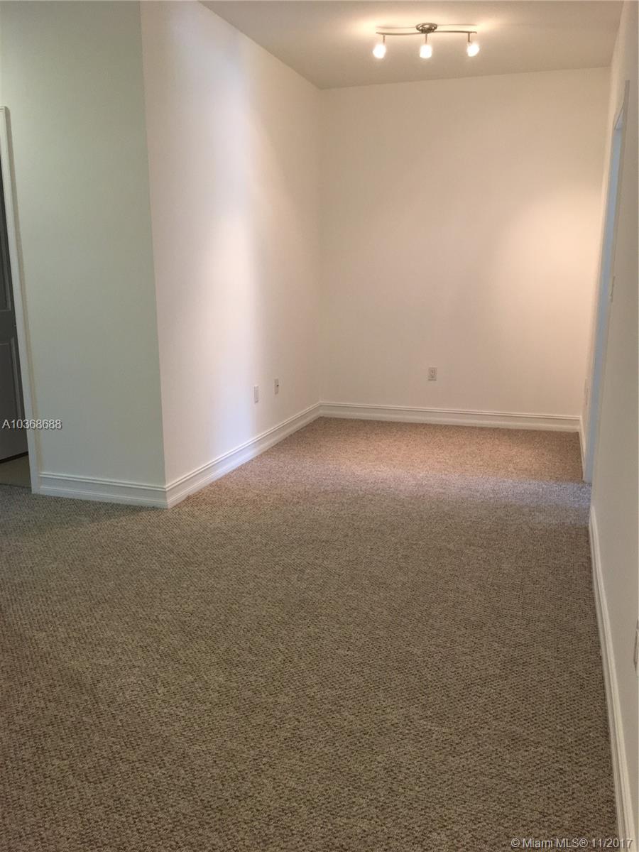 oaks at hidden harbour - Residential Lease