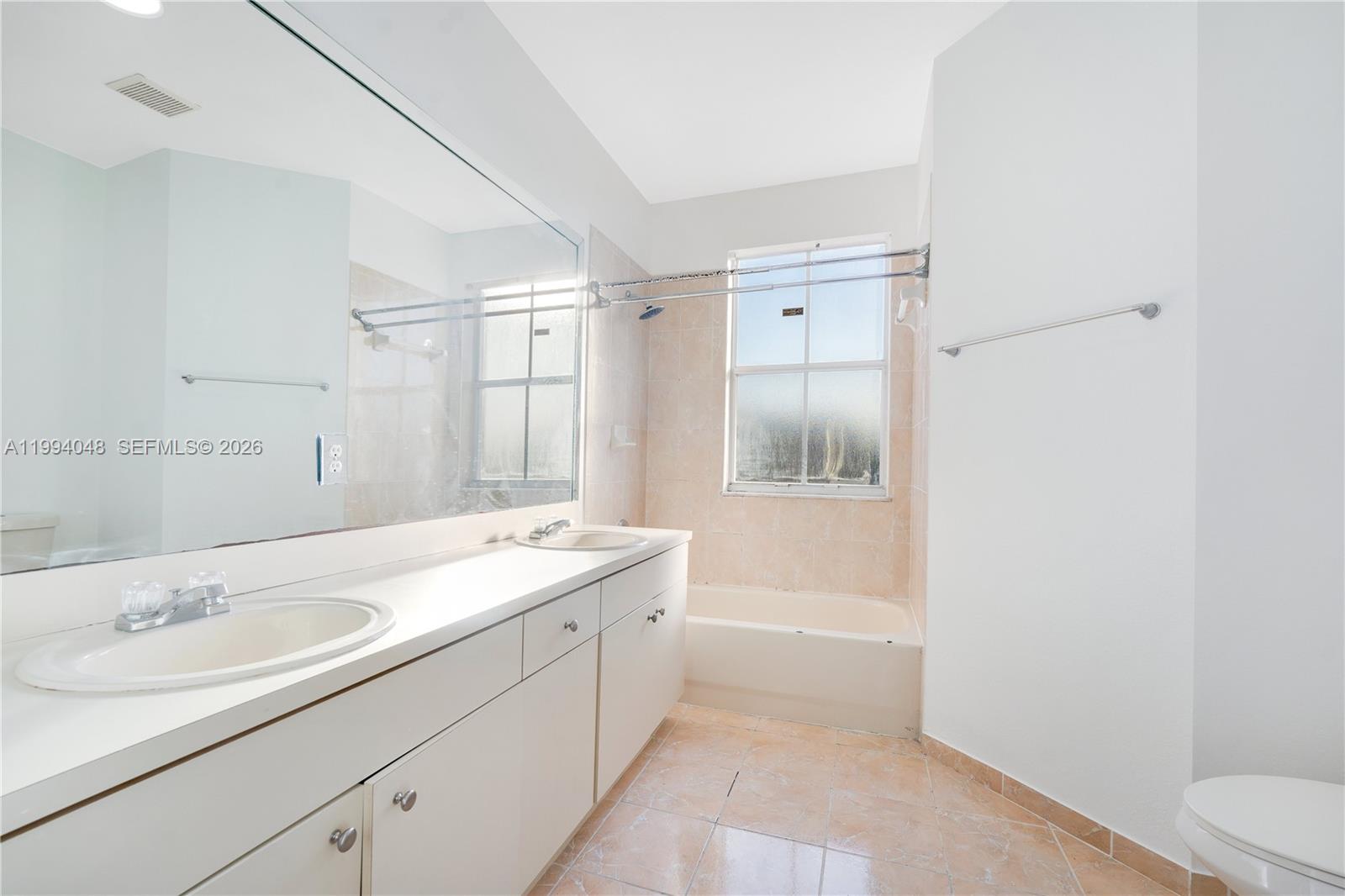 RIVERSIDE AT BISC NATL PK - Residential Lease