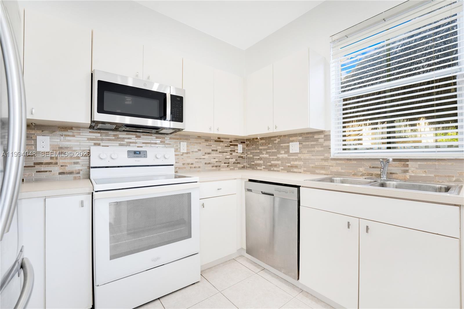 RIVERSIDE AT BISC NATL PK - Residential Lease