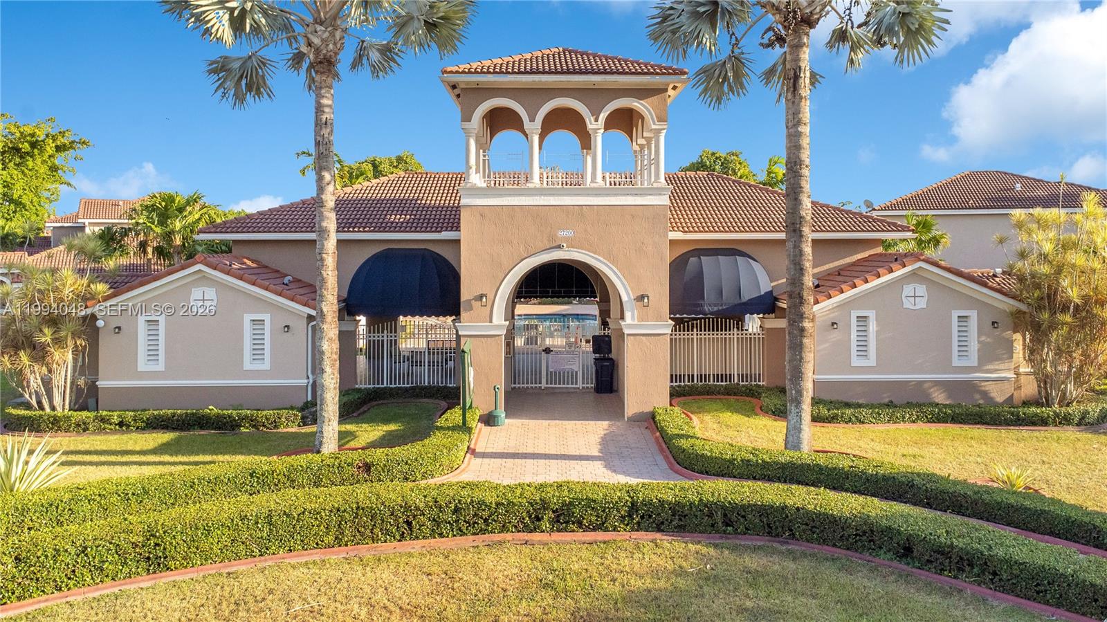 RIVERSIDE AT BISC NATL PK - Residential Lease