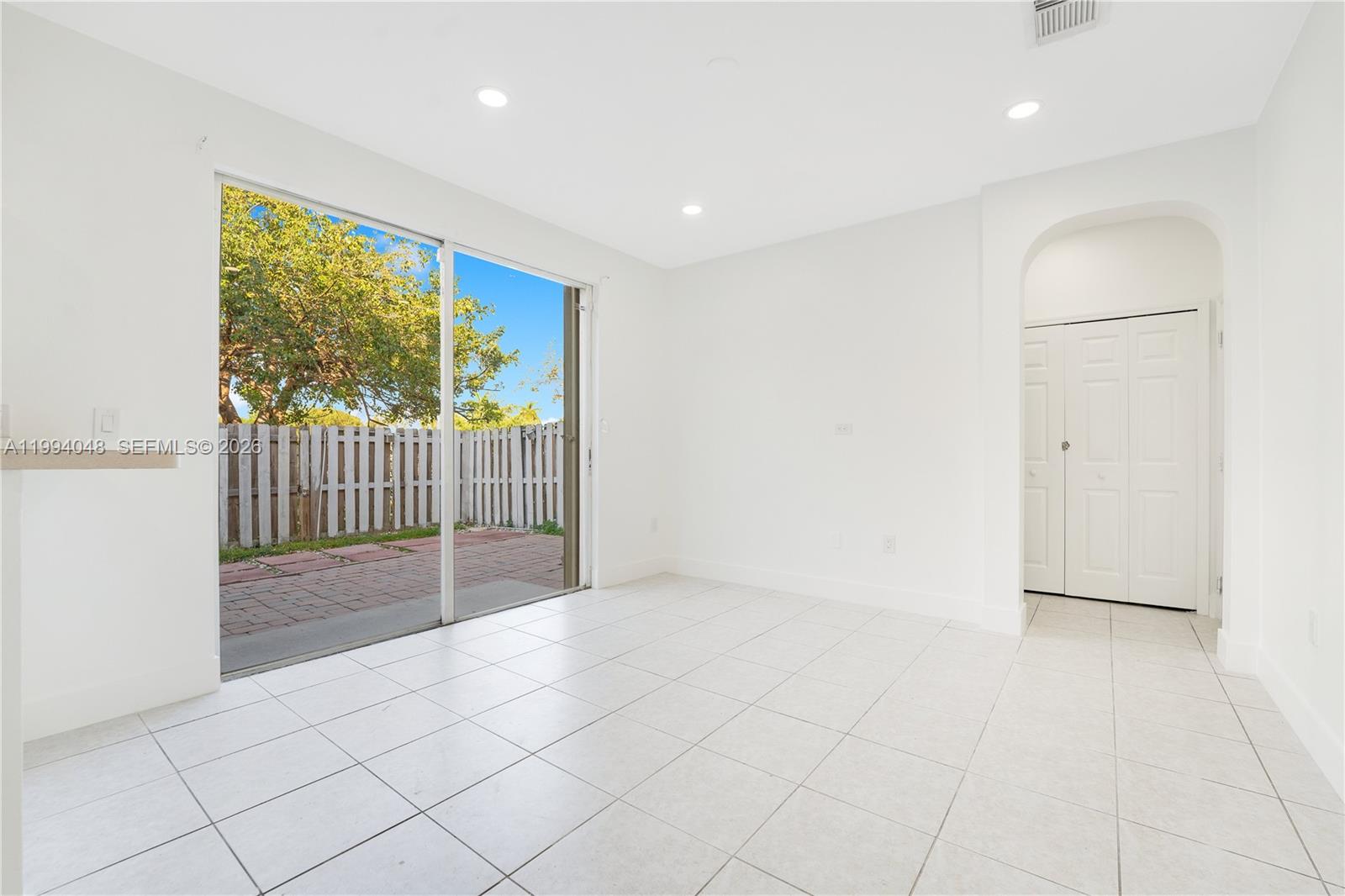 RIVERSIDE AT BISC NATL PK - Residential Lease