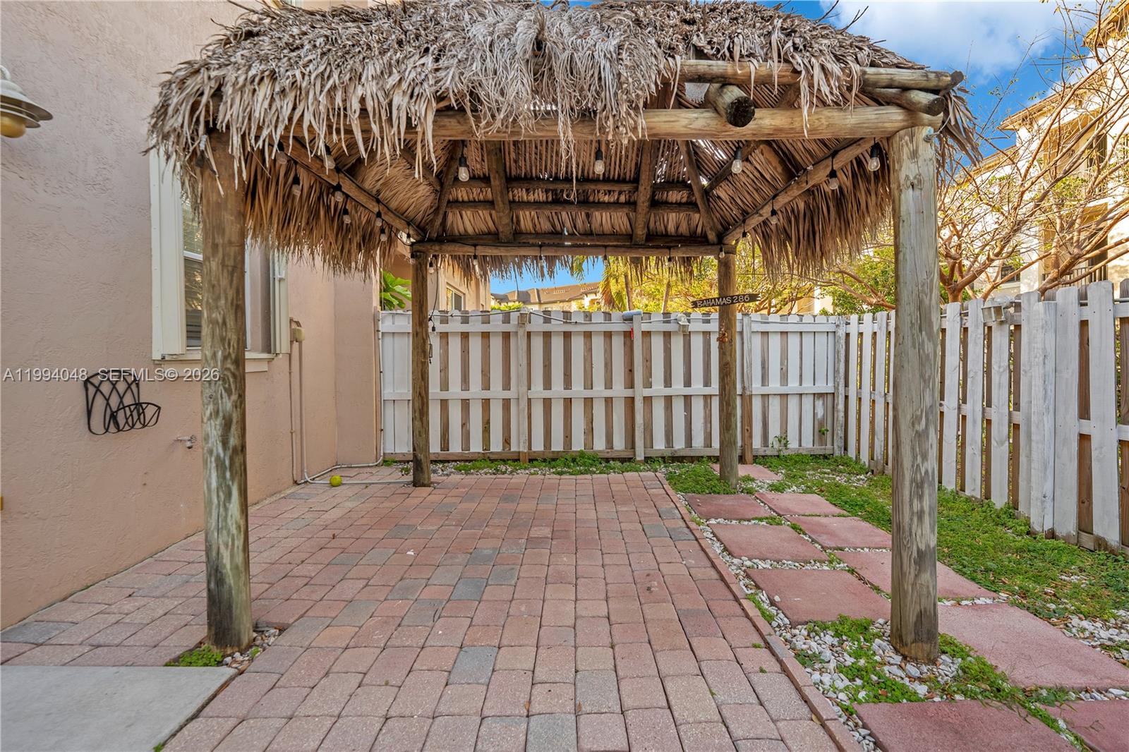 RIVERSIDE AT BISC NATL PK - Residential Lease