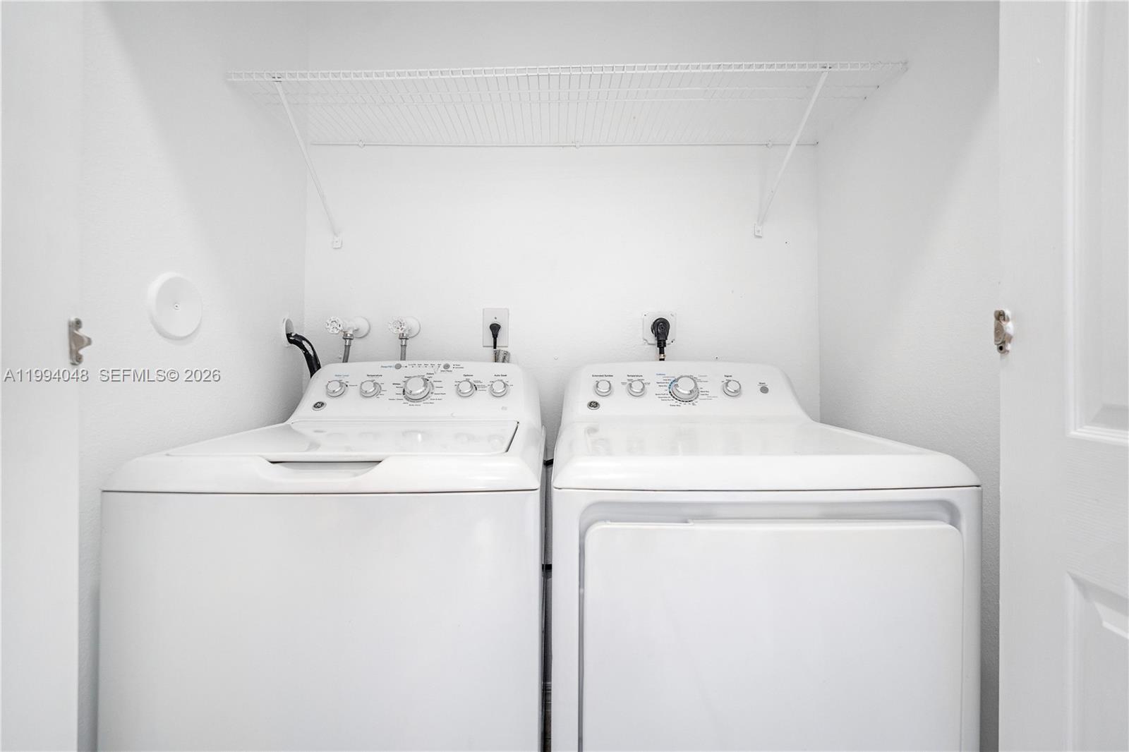 RIVERSIDE AT BISC NATL PK - Residential Lease