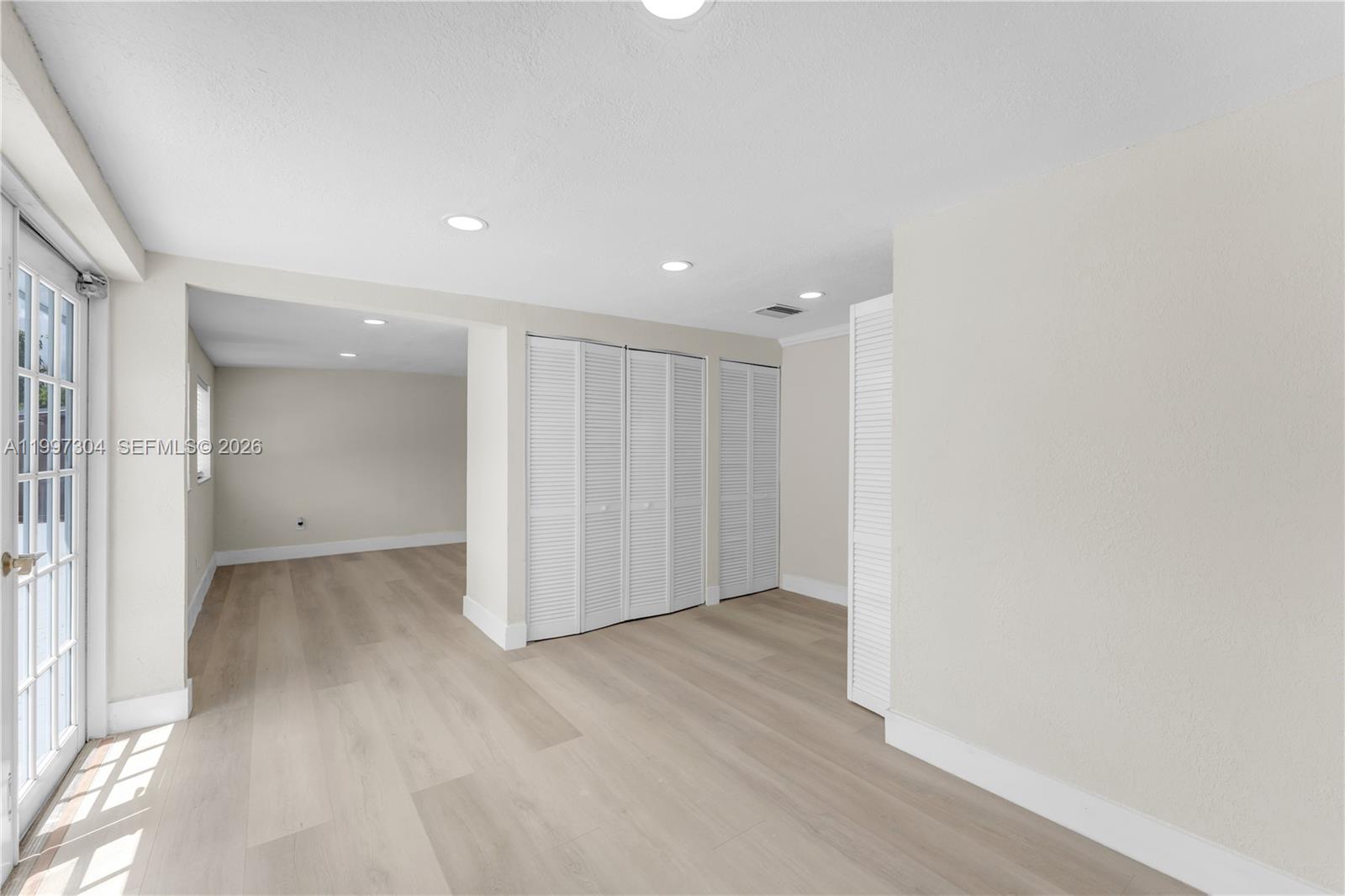 21ST CENTURY HOMES NEW - Residential