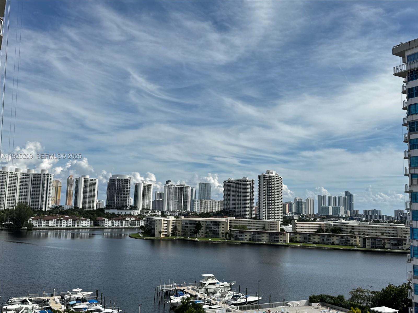 DEL PRADO MARINA - Residential