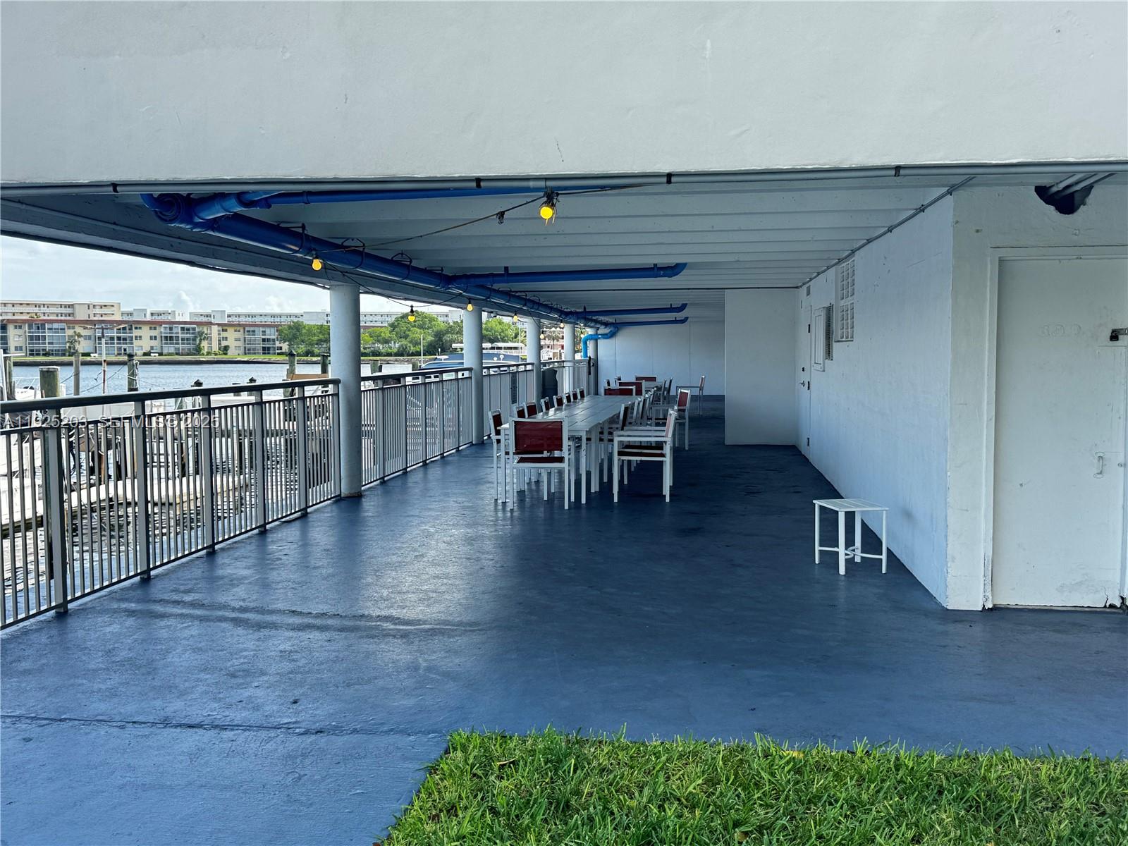 DEL PRADO MARINA - Residential