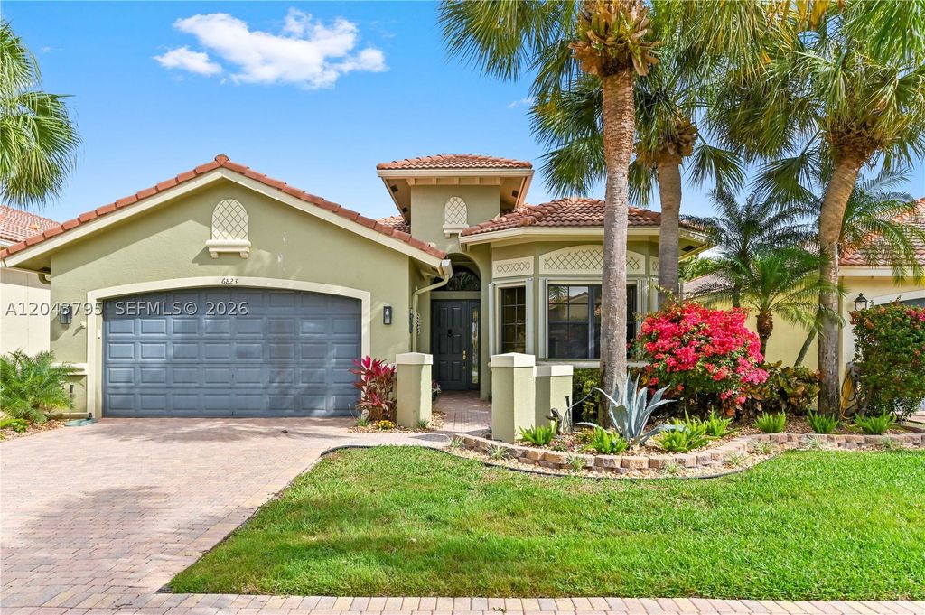Photo of 6823 Fabiano Cir, Boynton Beach, FL 33437 (MLS # A12043795)