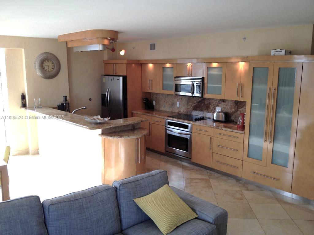 View photos, virtual tours, details... 17555 SW Atlantic Blvd PH2