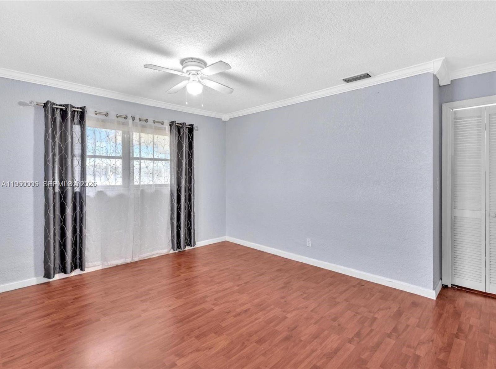 LAKE PARK GARDENS 1 INC C - Residential