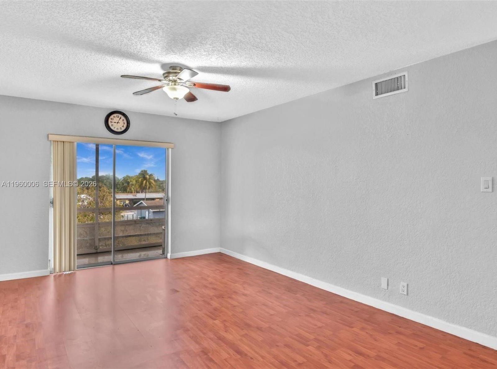 LAKE PARK GARDENS 1 INC C - Residential