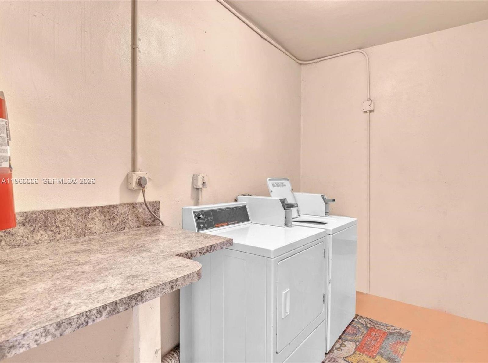 LAKE PARK GARDENS 1 INC C - Residential