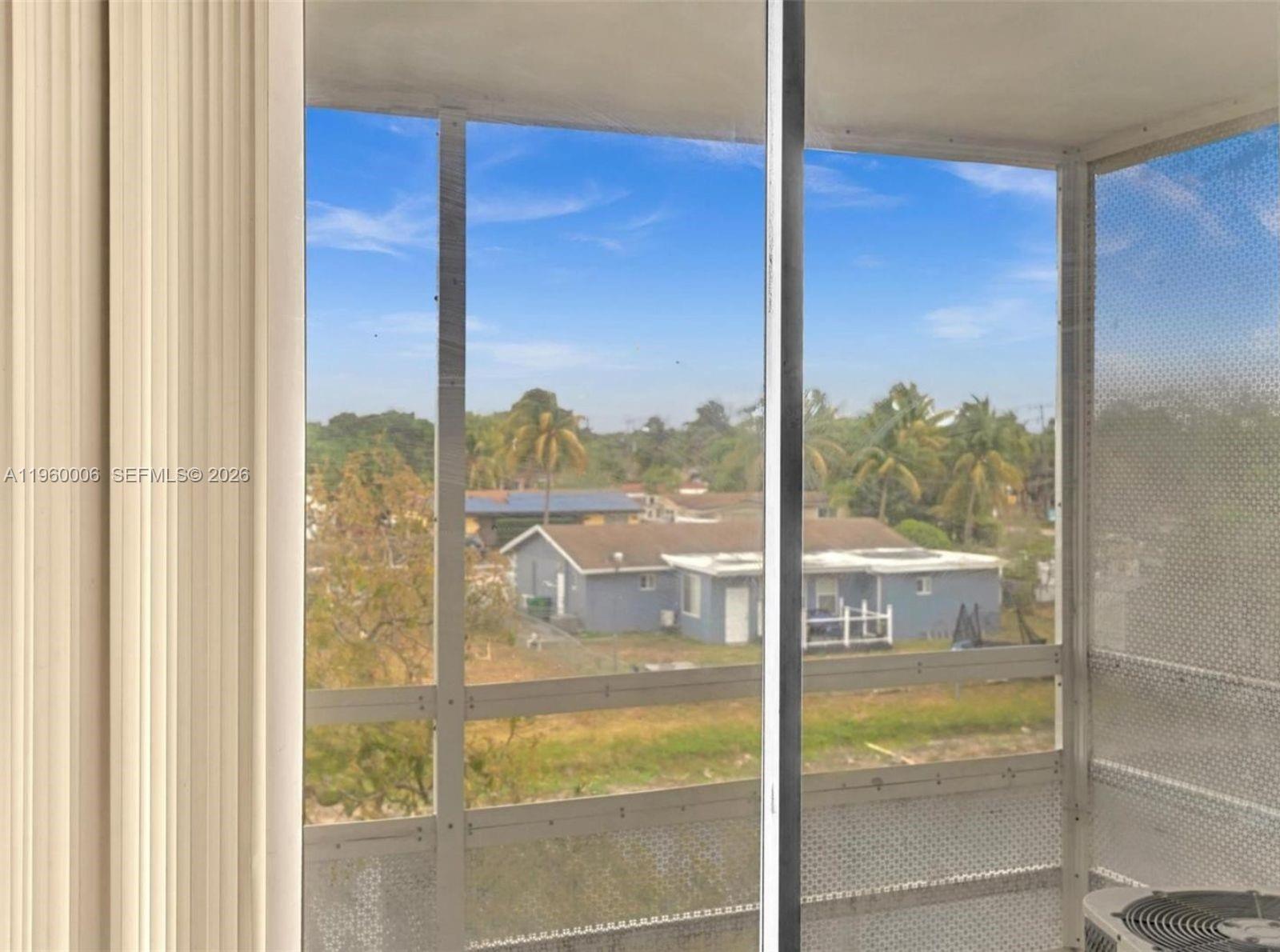 LAKE PARK GARDENS 1 INC C - Residential