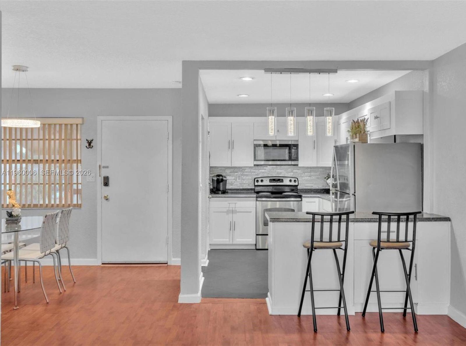 LAKE PARK GARDENS 1 INC C - Residential