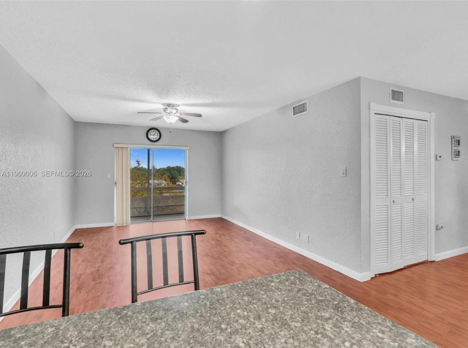 LAKE PARK GARDENS 1 INC C - Residential