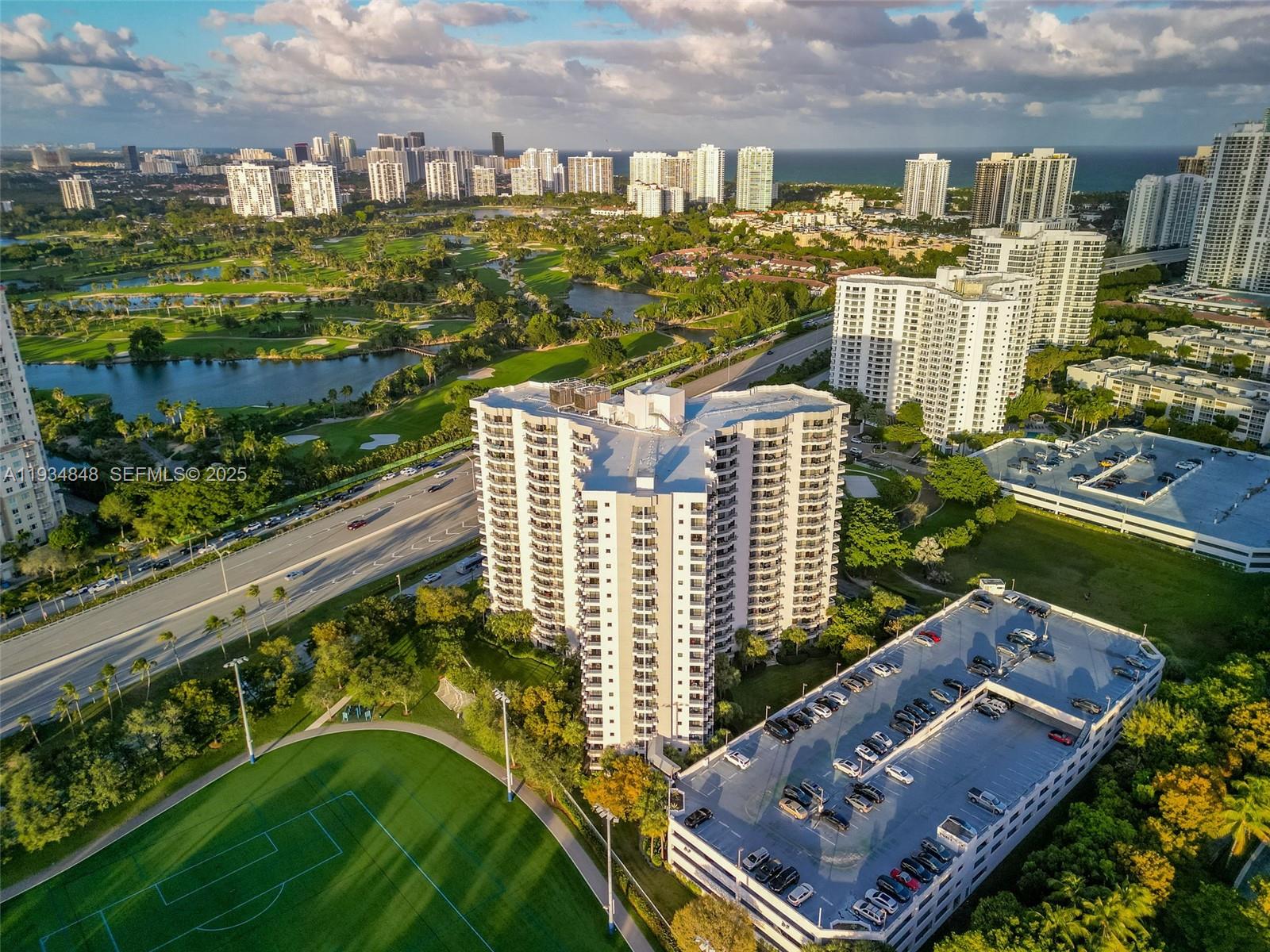 PARC CENTRAL AVENTURA SOU - Residential