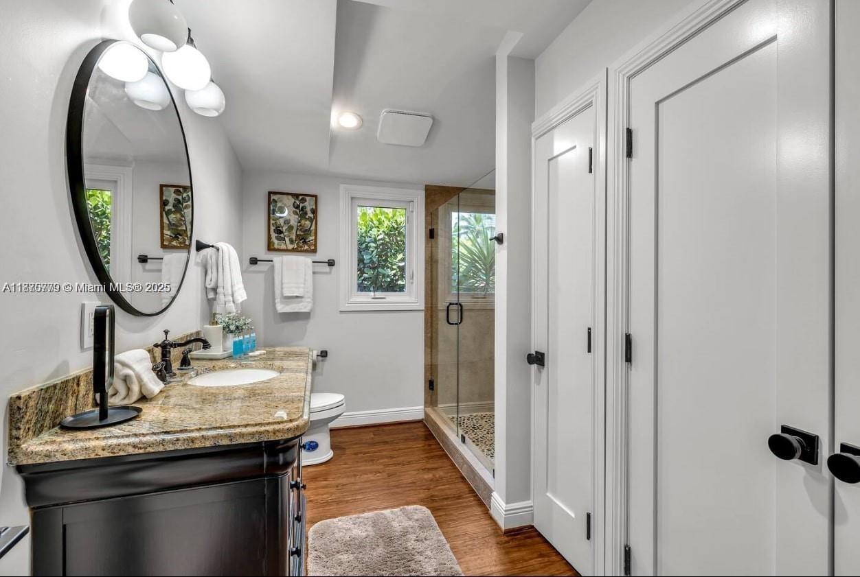 BEVERLY HEIGHTS - Residential Lease