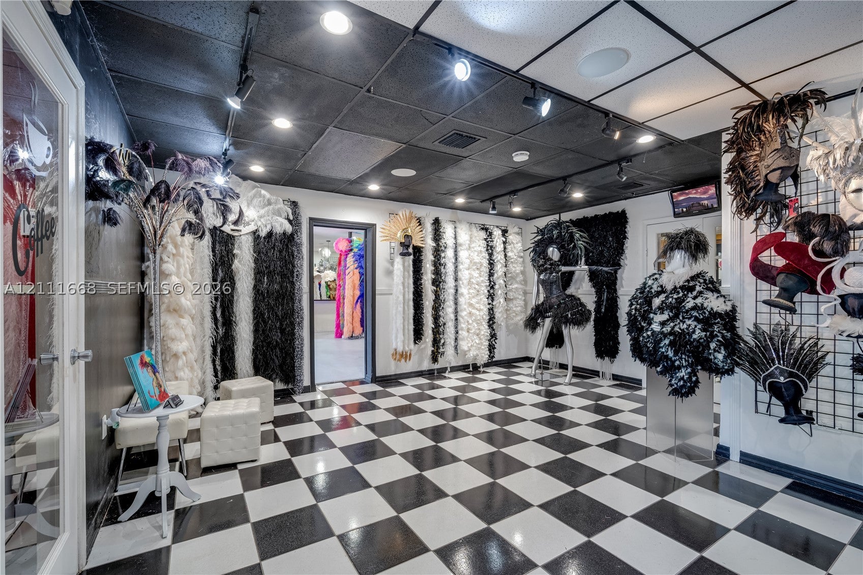 1121 NW 29th St