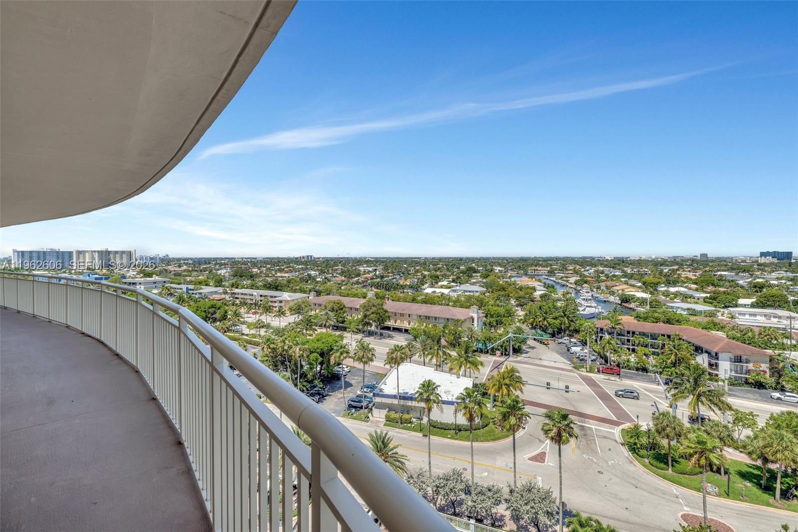 GALLEON CONDO - Residential