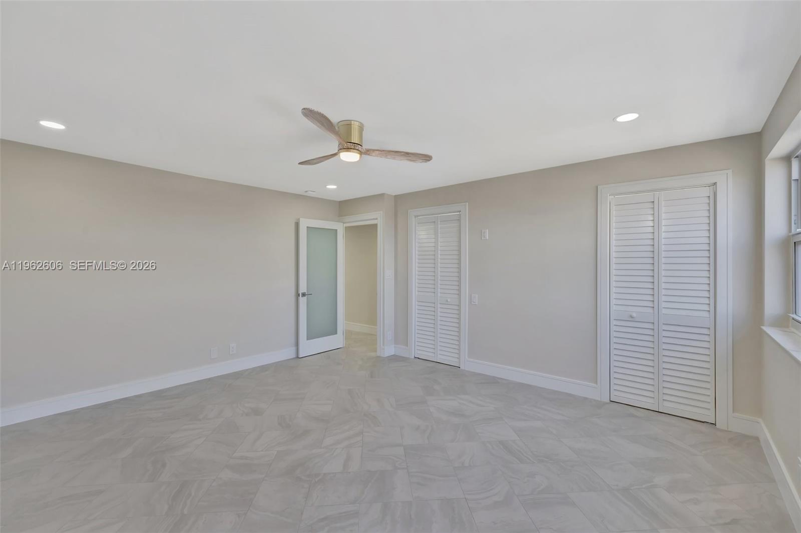 GALLEON CONDO - Residential