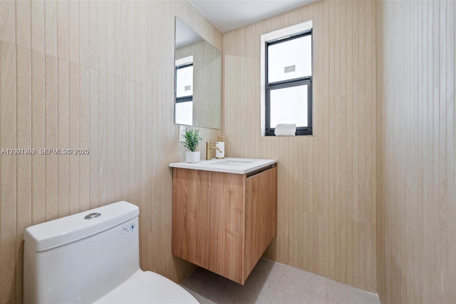 DUNNINGS MIAMI SHORES EXT - Residential Lease