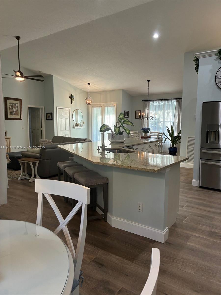 LOCKS LANDING - Residential