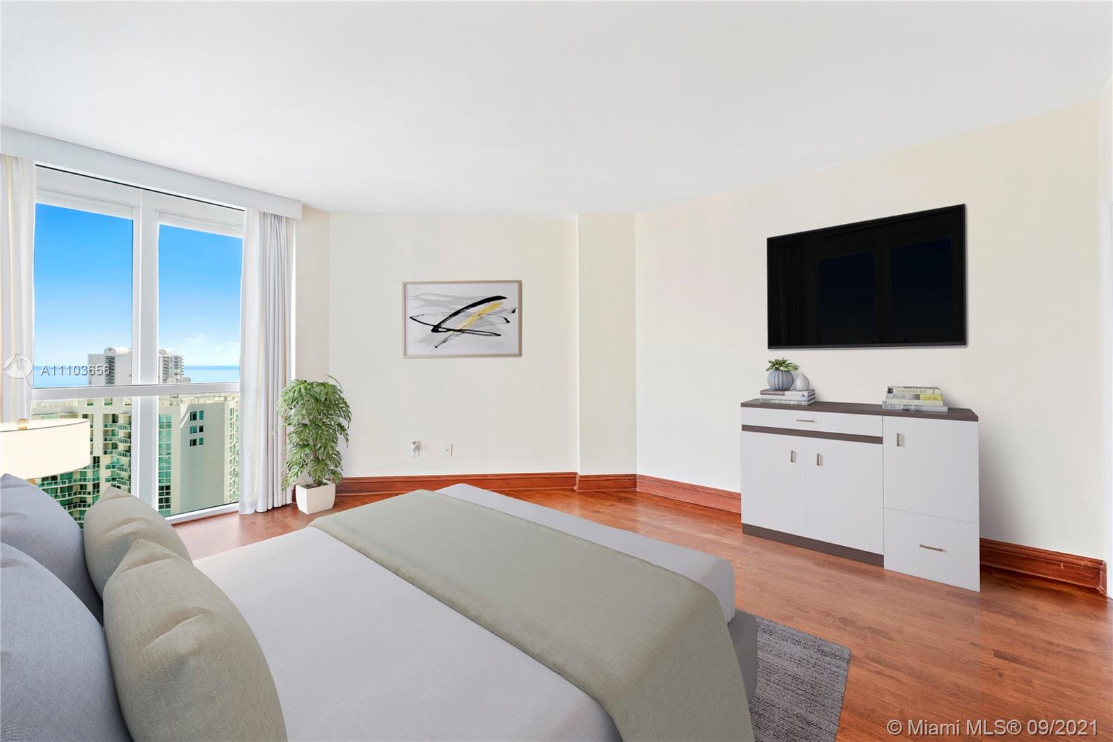 OCEANIA V CONDO - Residential