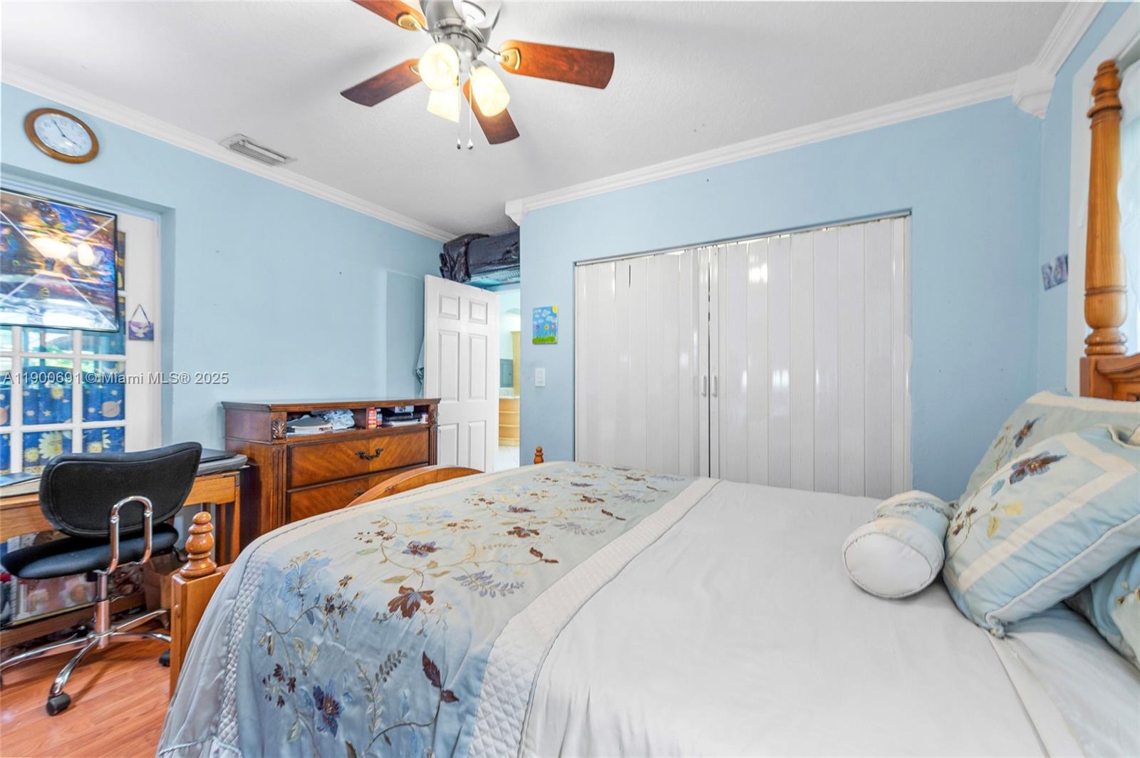 KENDALE LAKES SEC 4 - Residential