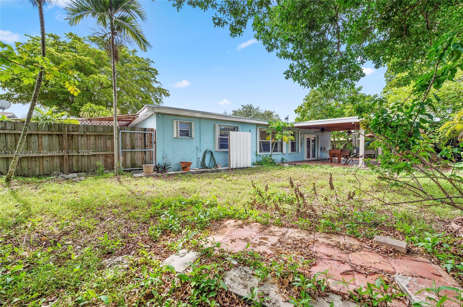 KENDALE LAKES SEC 4 - Residential