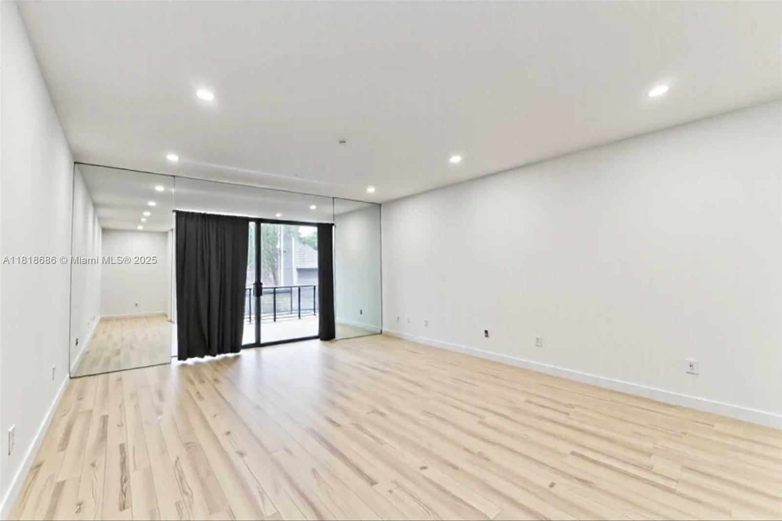 STERLING FIFTY-SIX - Residential