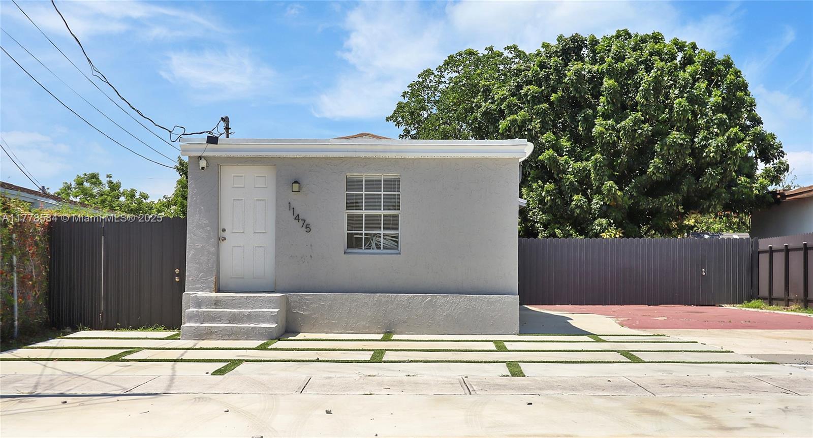 Property for Sale at 11475 Sw 214th St, Miami, Broward County, Florida - Bedrooms: 3 
Bathrooms: 2  - $450,000