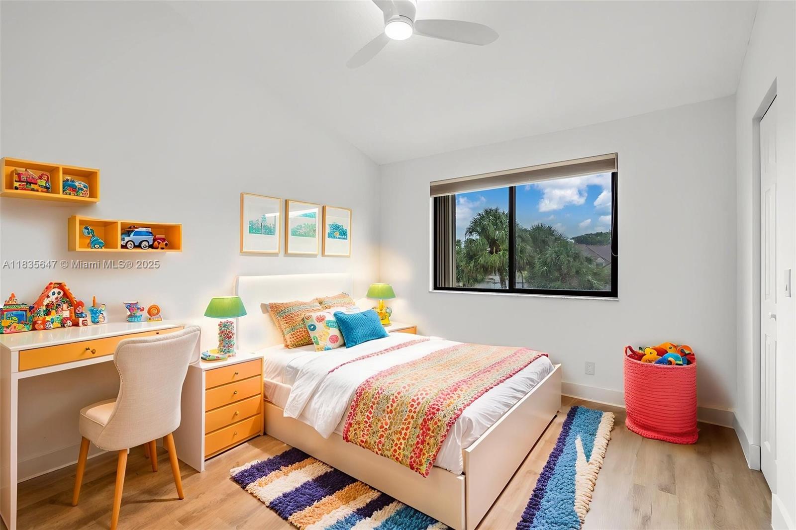 LA MIRAGE OF HARBOR VILG - Residential